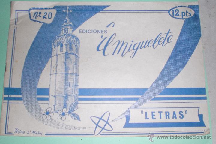 Coleccionismo de revistas y peri&oacute;dicos: Antigua libreta para bordar letras.