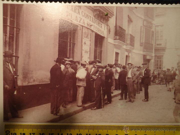 Collection Magazines and Newspapers: SEVILLA CORRIDA DE TOROS TAQUILLA CRUZ ROJA MAANOLO BIENVENIDA 1935