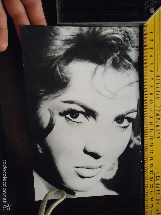 Coleccionismo de revistas y peri&oacute;dicos: sara zara sarita montiel hoja con fotografias - ver fotos adicionales parte trasera