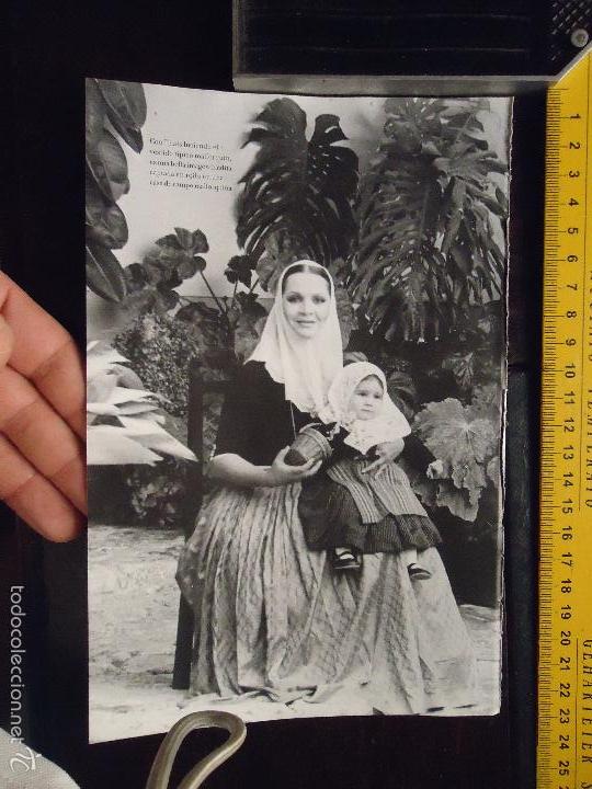 Coleccionismo de revistas y peri&oacute;dicos: sara zara sarita montiel hoja con fotografias - ver fotos adicionales parte trasera