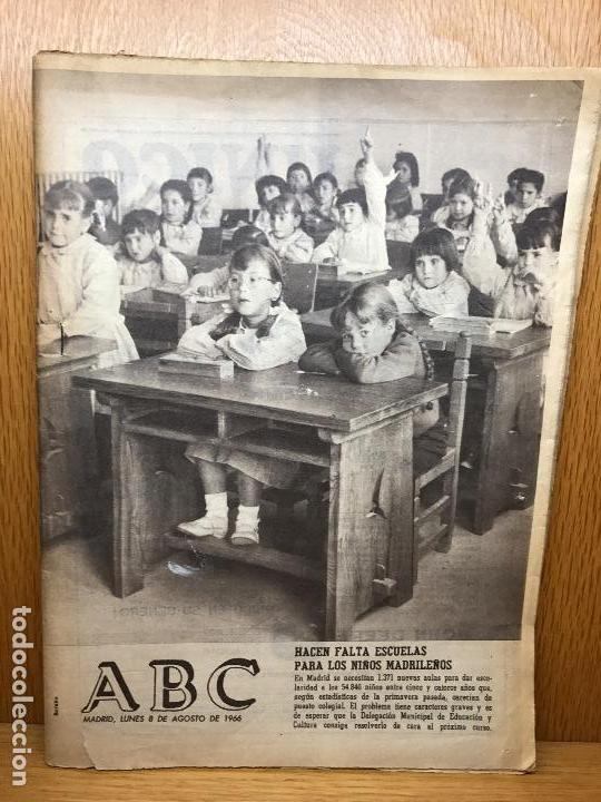Coleccionismo de revistas y peri&oacute;dicos: Diario ABC (08-08-1966) - En portada Hacen falta escuelas para los ni&ntilde;os madrile&ntilde;os