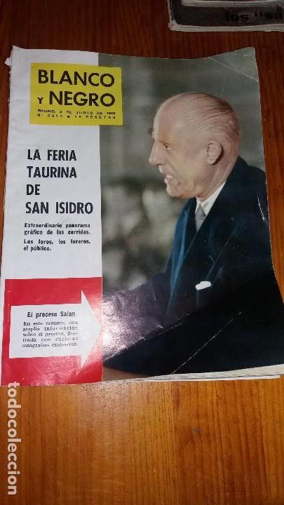 Coleccionismo de revistas y peri&oacute;dicos: Antigua revista a&ntilde;o 1962 BLANCO Y NEGRO N&deg; 2613 Portada la feria taurina de san isidro