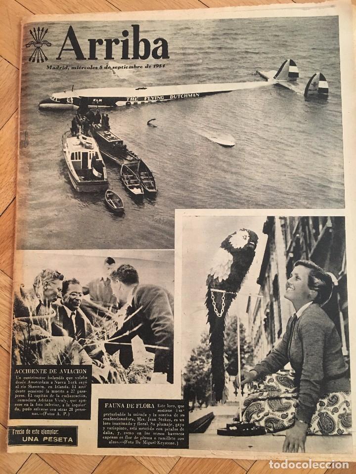 Coleccionismo de revistas y peri&oacute;dicos: ARRIBA (8-9-1954) ACCIDENTE AVION SHANNON AURORA ALBA CORA UNIVERSIDAD CERAMICA TARRAGONA OVIEDO