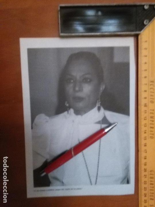 Coleccionismo de revistas y peri&oacute;dicos: LOLA FLORES  - recorte de publicacion gran tama&ntilde;o - HOJA