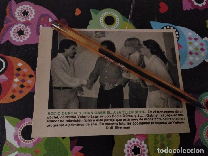 Coleccionismo de Revistas y Peri&oacute;dicos: ANTIGUO RECORTE PRENSA REVISTA ROCIO DURCAL Y JUAN GABRIEL A LA TELEVISION