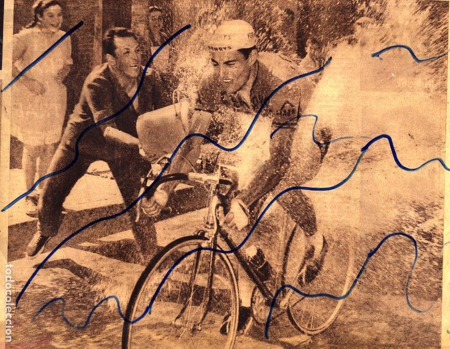 Coleccionismo de Revistas y Peri&oacute;dicos: CICLISMO 1965PEREZ FRANCES    2 HOJAS REVISTA