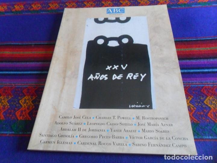 Coleccionismo de Revistas y Peri&oacute;dicos: ABC XXV A&Ntilde;OS DE REY JUAN CARLOS I. NOVIEMBRE DE 2000. 250 P&Aacute;GINAS. BUEN ESTADO.