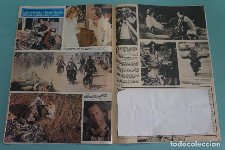 Coleccionismo de Revistas y Peri&oacute;dicos: RECORTE REPORTAJE CLIPPING DE DAVID CARRADINE Y BRENDA VACCARO REVISTA SEMANA N&ordm; 2008 PAG 54 Y 55