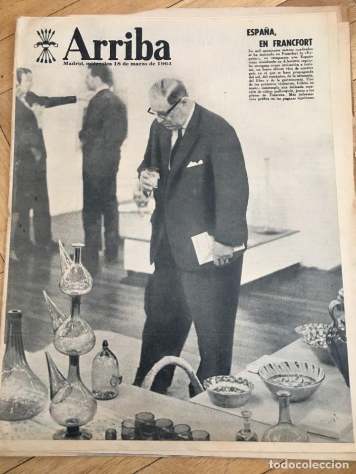 Coleccionismo de revistas y peri&oacute;dicos: ARRIBA (18-3-64) FALLAS DE VALENCIA LAMBRETA ESPA&Ntilde;OLA