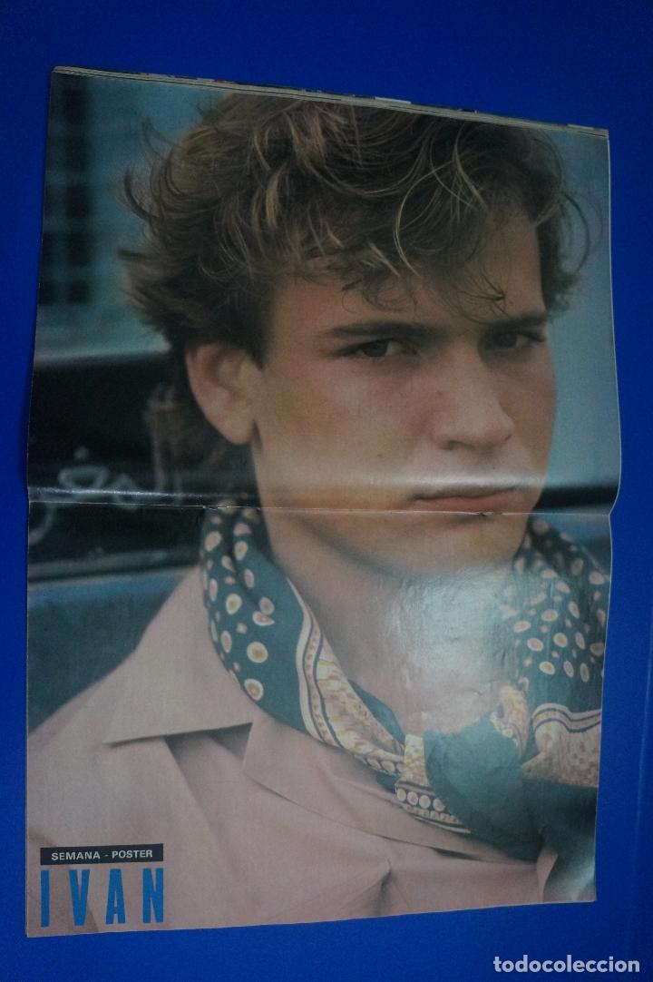 Coleccionismo de Revistas y Peri&oacute;dicos: RECORTE REPORTAJE CLIPPING DE POSTER SEMANA CANTANTE IVAN REVISTA SEMANA N&ordm; 2156 P&Aacute;G 56-57 L54