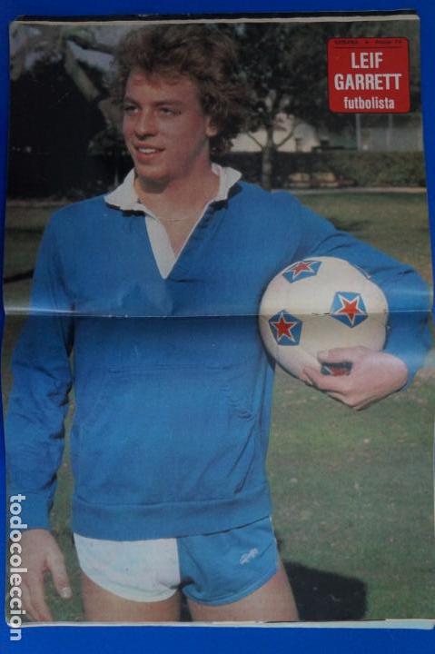 Coleccionismo de Revistas y Peri&oacute;dicos: RECORTE REPORTAJE CLIPPING DE POSTER TV LEIF GARRETT FUTBOLISTA REVISTA SEMANA N&ordm; 2142 P&Aacute;G 44-45 L60