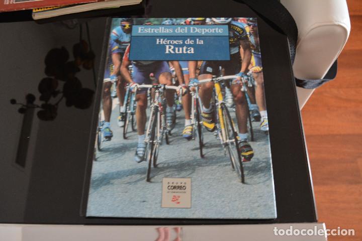 Coleccionismo de Revistas y Peri&oacute;dicos: GRUPO CORREO,LIBRO ESTRELLAS DEL DEPORTE HEROES DE LA RUTA (CICLISMO)