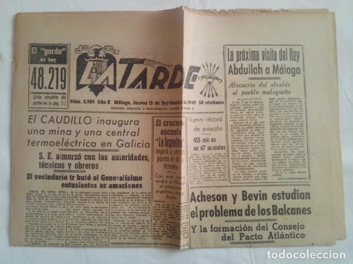 Coleccionismo de revistas y peri&oacute;dicos: PERI&Oacute;DICO - DIARIO - LA TARDE DE M&Aacute;LAGA 15 DE SEPTIEMBRE DE 1949. POSTAL GORDO REVISTA CAUDILLO REY