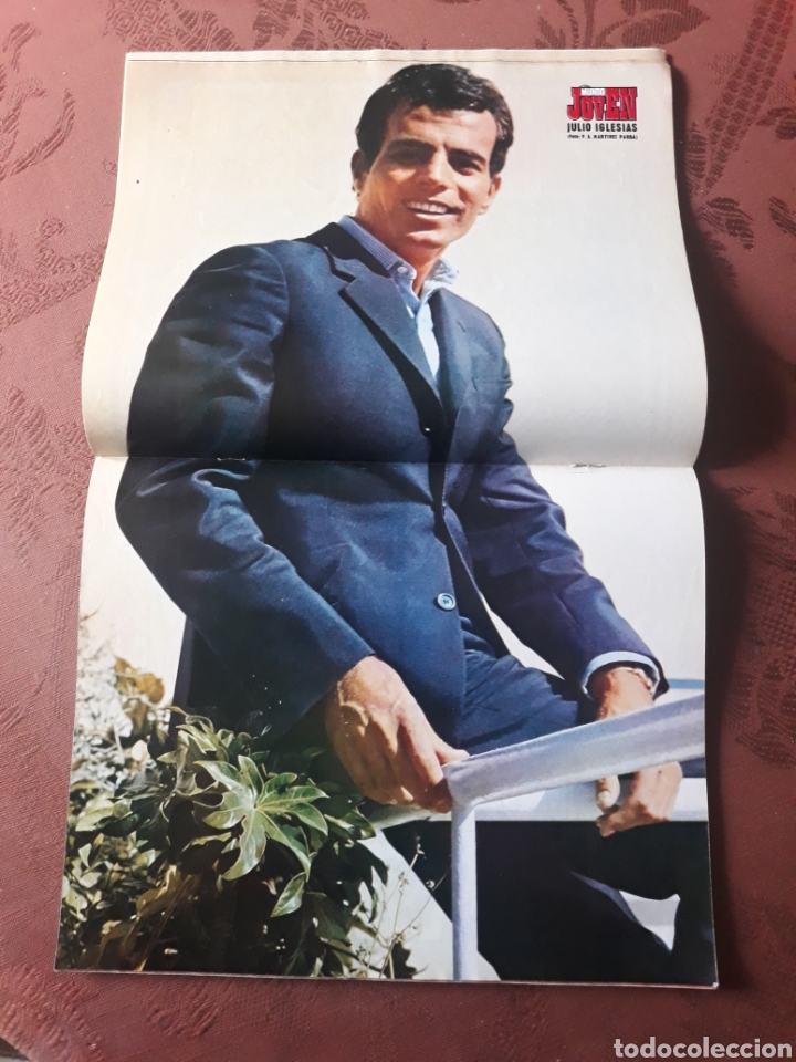 Coleccionismo de Revistas y Peri&oacute;dicos: Poster de julio Iglesias .A&ntilde;o 1969 47x 29 cm .