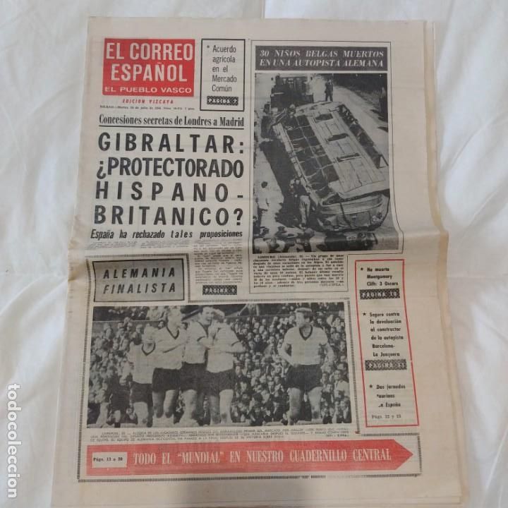 Coleccionismo de Revistas y Peri&oacute;dicos: PERIODICOS PUBLICADOS EN BILBAO EL 25-26 DE JULIO 1966