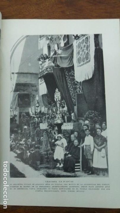 Sammeln von Zeitschriften und Zeitungen: GRANADA EN FIESTAS BARRIO DE LA PESCADERIA ADORNADO CORPUS HOJA REVISTA A&Ntilde;O 1935