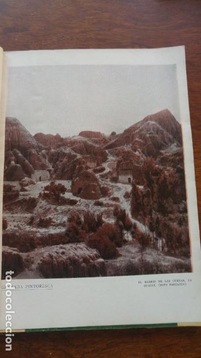 Collection Magazines and Newspapers: EL BARRIO DE LAS CUEVAS EN GUADIX GRANADA.FOTO PANIAGUA .GRANADA PINTORESCA HOJA REVISTA A&Ntilde;O 1933