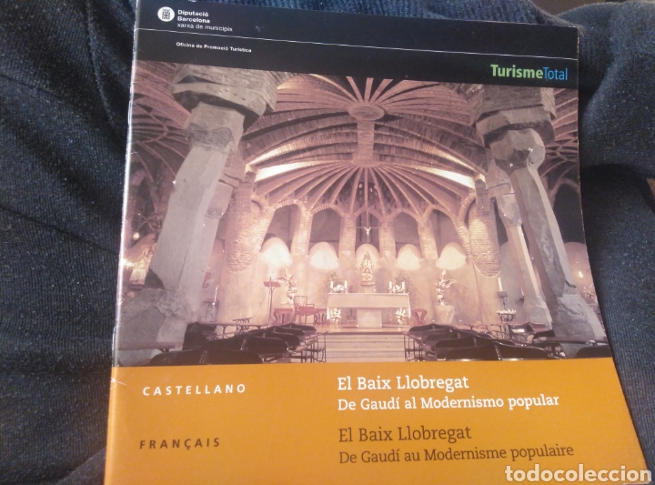 Coleccionismo de Revistas y Peri&oacute;dicos: Turisme Total. El baix Llobregat de Gaud&iacute; al modernisme populaire
