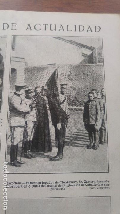 Collection Magazines and Newspapers: EL FAMOSO JUGADOR DE FOOT-BALL ZAMORA JURANDO LA BANDERA CUARTEL REGIMIENTO CABALLERIA REVISTA 1923