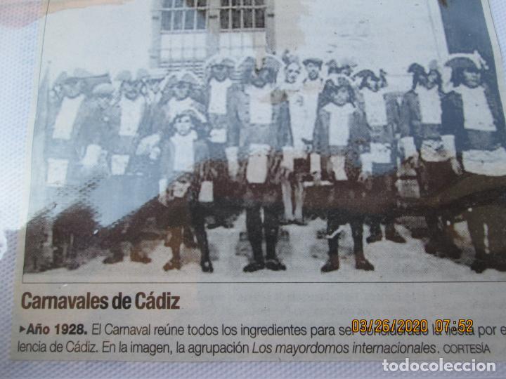 Coleccionismo de Revistas y Peri&oacute;dicos: CARNAVALES DE C&Aacute;DIZ - A&Ntilde;O 1928 - LOS MAYORDOMOS INTERNACIONALES - RECORTE DE PERI&Oacute;DICO 13X10 CM.