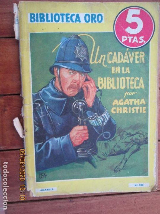 Coleccionismo de revistas y peri&oacute;dicos: UN CADAVER EN LA BIBLIOTECA , AGATHA CHRISTIE . 1946- BIBLIOTECA ORO