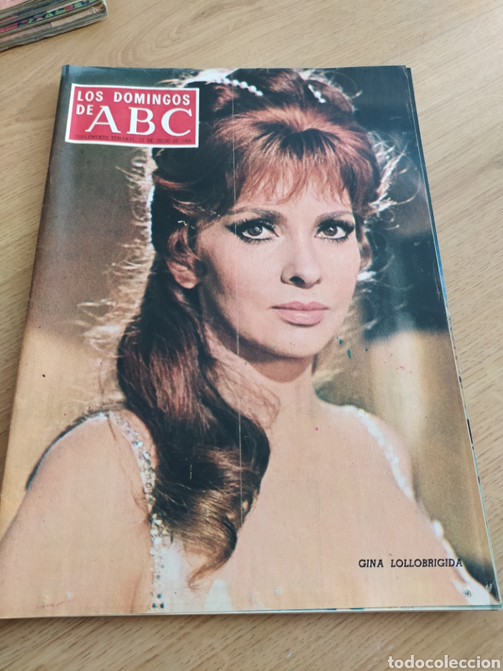 Coleccionismo de Revistas y Peri&oacute;dicos: T2 los domingos de ABC. A&ntilde;o 1968. Gina Lollobrigida