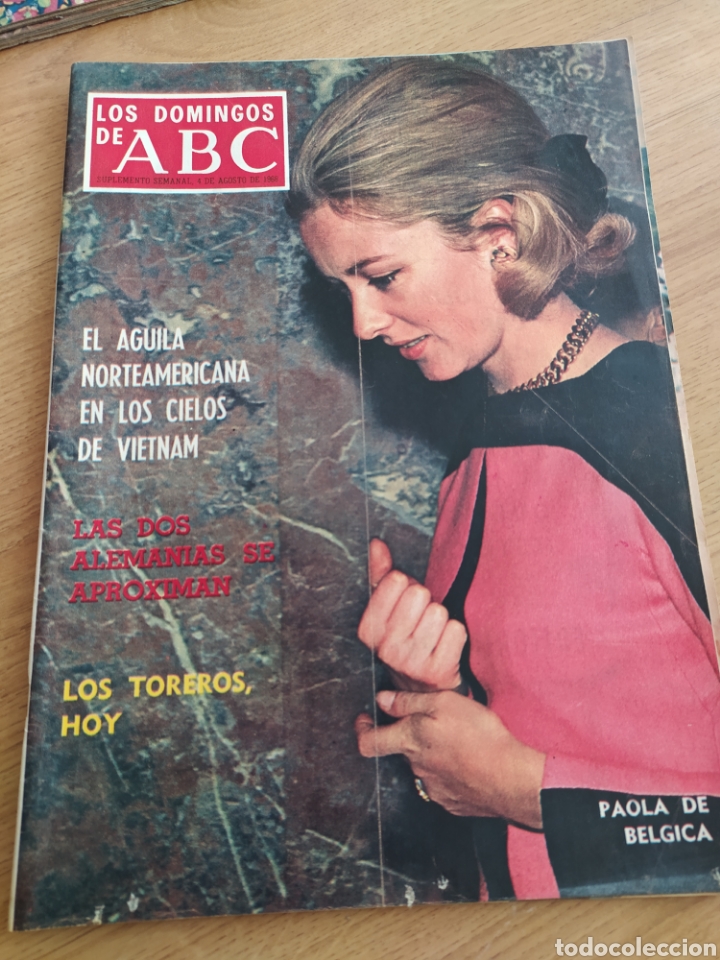 Coleccionismo de Revistas y Peri&oacute;dicos: T2 los domingos de ABC. A&ntilde;o 1968. Paola de B&eacute;lgica. &Aacute;guila norteamericana en Vietnam. Dos Alemanias.