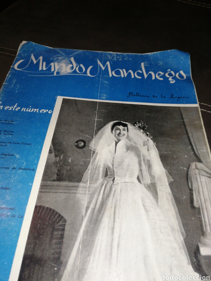 Coleccionismo de Revistas y Peri&oacute;dicos: CIUDAD REAL, MUNDO MANCHEGO 1953, REVISTA GR&Aacute;FICA DE LA MANCHA.