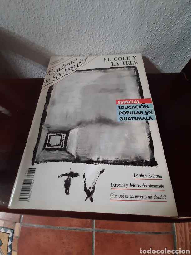 Collection Magazines and Newspapers: Cuadernos de Pedagog&iacute;a.