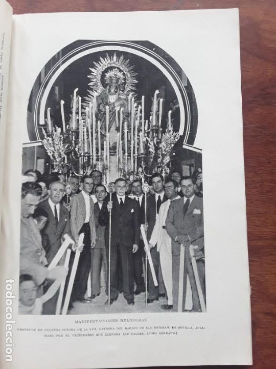 Collection Magazines and Newspapers: NUESTRA SE&Ntilde;ORA DE LA LUZ PATRONA BARRIO SAN ESTEBAN SEVILLA SITGES REVISTA A&Ntilde;O 1935