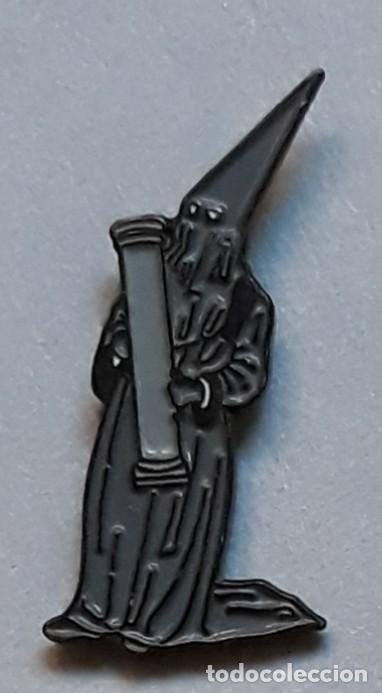 Coleccionismo de Revistas y Peri&oacute;dicos: PIN - semana / setmana santa - nazareno - penitente - cofradia de la sang - n&ordm; 30 - TARRAGONA