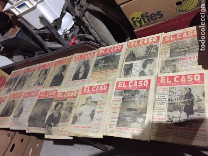Coleccionismo de Revistas y Peri&oacute;dicos: Antiguo gran lote de 32 revista / revistas El Caso semanario popular de sucesos a&ntilde;o 1954 varios a&ntilde;os