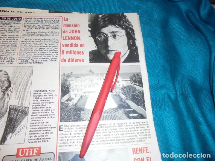 Coleccionismo de Revistas y Peri&oacute;dicos: RECORTE : VENDIDA LA MANSION DE JOHN LENNON. SEMANA, JULIO 1984 (#)