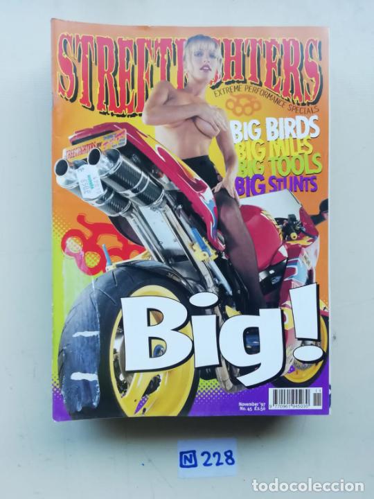 Collection Magazines and Newspapers: Streetfighters