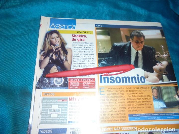 Coleccionismo de Revistas y Peri&oacute;dicos: RECORTE : SHAKIRA DE GIRA. QUE ME DICES, SPTMBRE 2002(#)