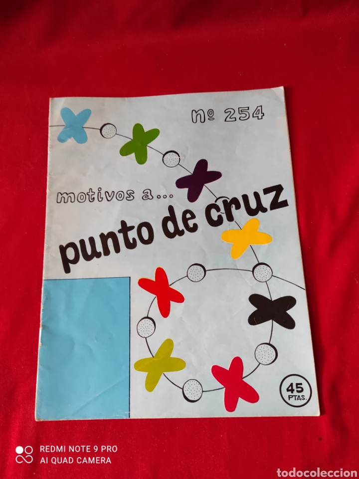Coleccionismo de revistas y peri&oacute;dicos: Punto de cruz
