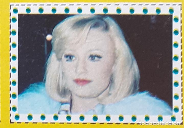 Coleccionismo de Revistas y Peri&oacute;dicos: CROMO DEL ALBUM DE CROMOS DE SUPER POP RAFFAELLA CARRA