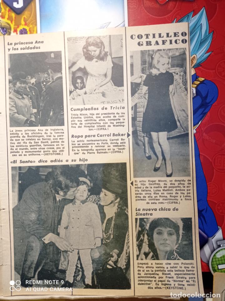 Coleccionismo de Revistas y Peri&oacute;dicos: CARROL BAKER ROGER MOORE