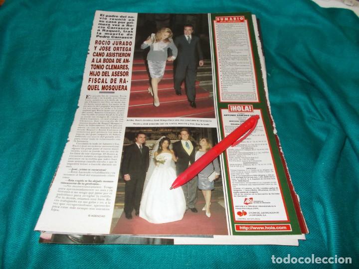 Coleccionismo de Revistas y Peri&oacute;dicos: RECORTE : ROCIO JURADO, EN LA BODA DE ANTONIO CLEMARES. HOLA, OCTUBRE 2001(#)