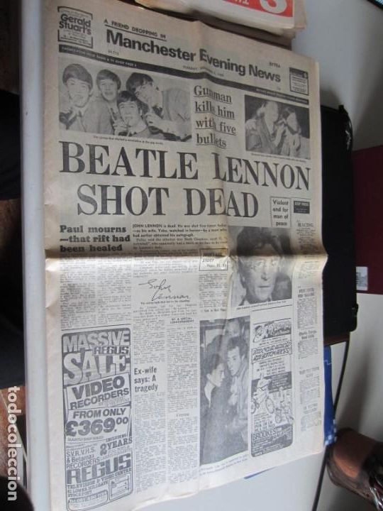 Coleccionismo de Revistas y Peri&oacute;dicos: 1980-ASESINATO MUERTE DE JOHN LENNON.BEATLES.PERI&Oacute;DICO MANCHESTER EVENING.9 DE DICIEMBRE.ORIGINAL
