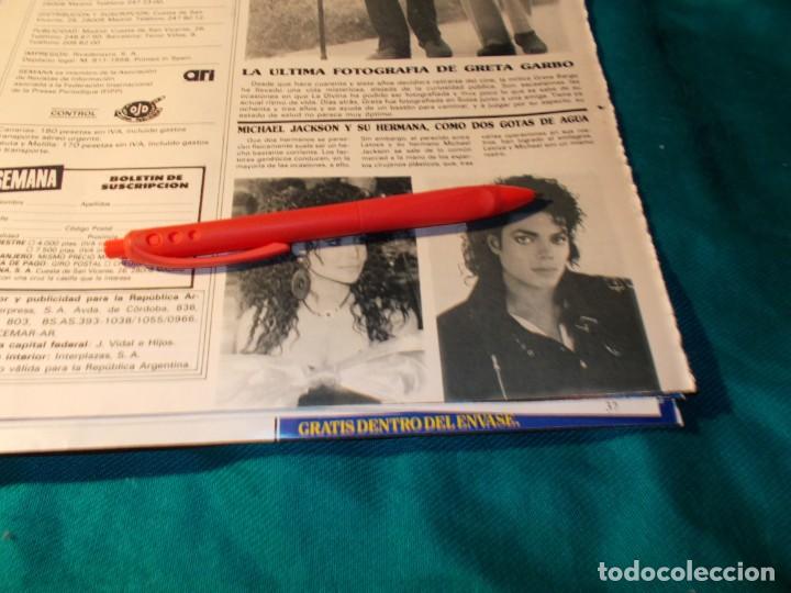 Coleccionismo de Revistas y Peri&oacute;dicos: RECORTE : MICHAEL JACKSON Y SU HERMANA, COMO DOS GOTAS DE AGUA. SEMANA, AGTO 1988(#)