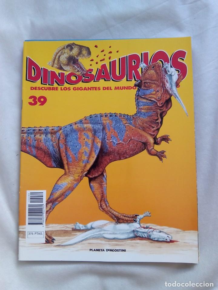 Collection Magazines and Newspapers: DINOSAURIOS. DESCUBRE LOS GIGANTES DEL MUNDO PREHIST&Oacute;RICO. N&ordm;39 / PLANETA D'AGOSTINI