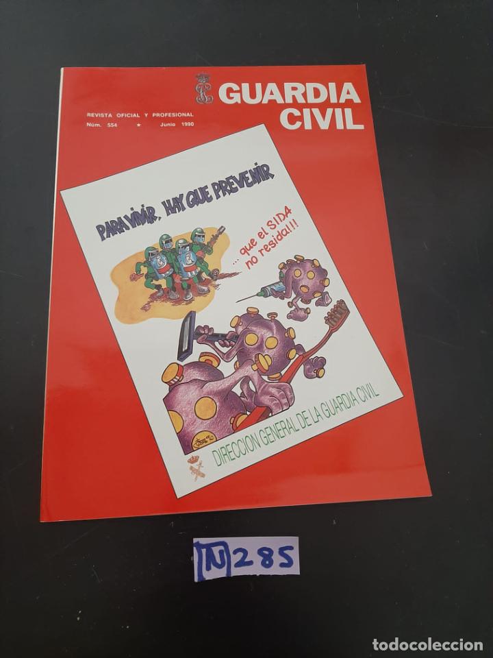 Collection Magazines and Newspapers: Guardia civil