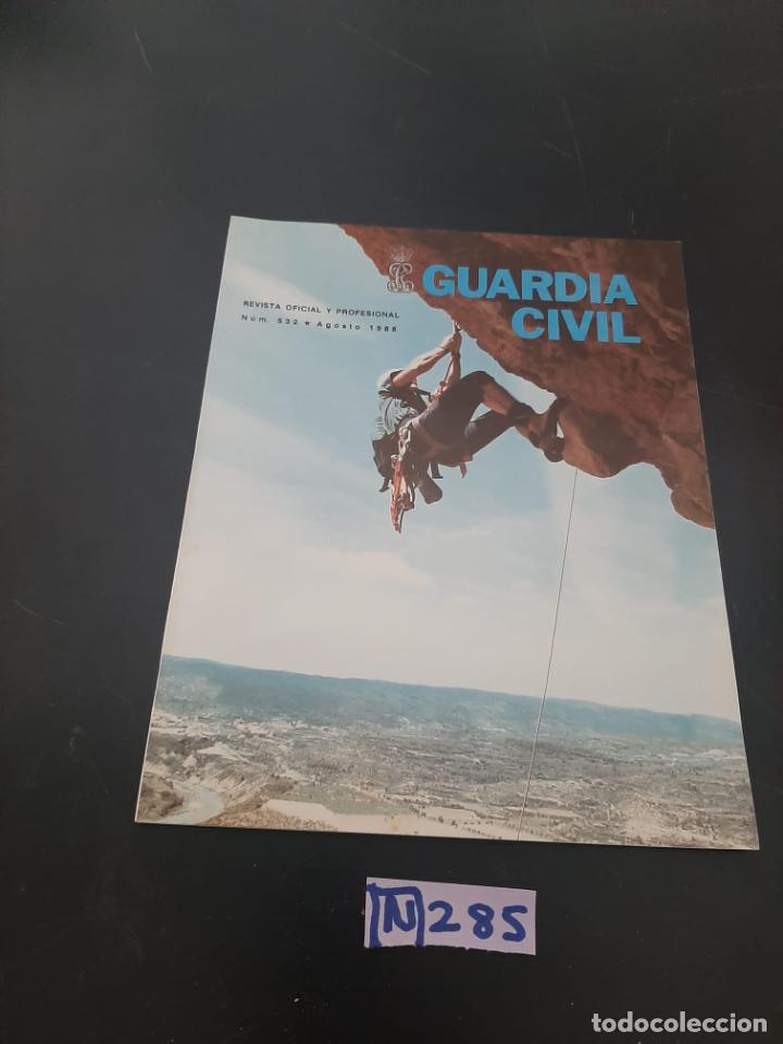 Collection Magazines and Newspapers: Guardia civil
