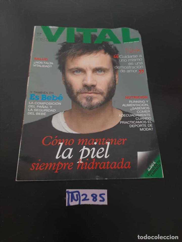 Collection Magazines and Newspapers: Vital