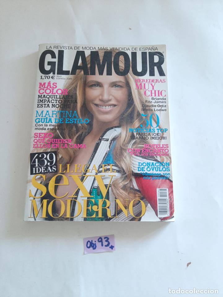 Sammeln von Zeitschriften und Zeitungen: Glamour