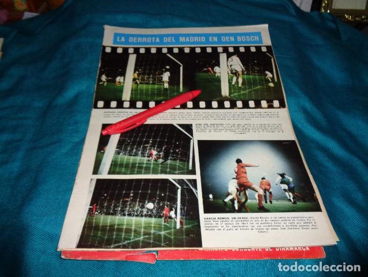 Coleccionismo de Revistas y Peri&oacute;dicos: RECORTE : LA DERROTA DEL MADRID EN DEN BOSCH . AS COLOR, NVMBRE 1971(#)