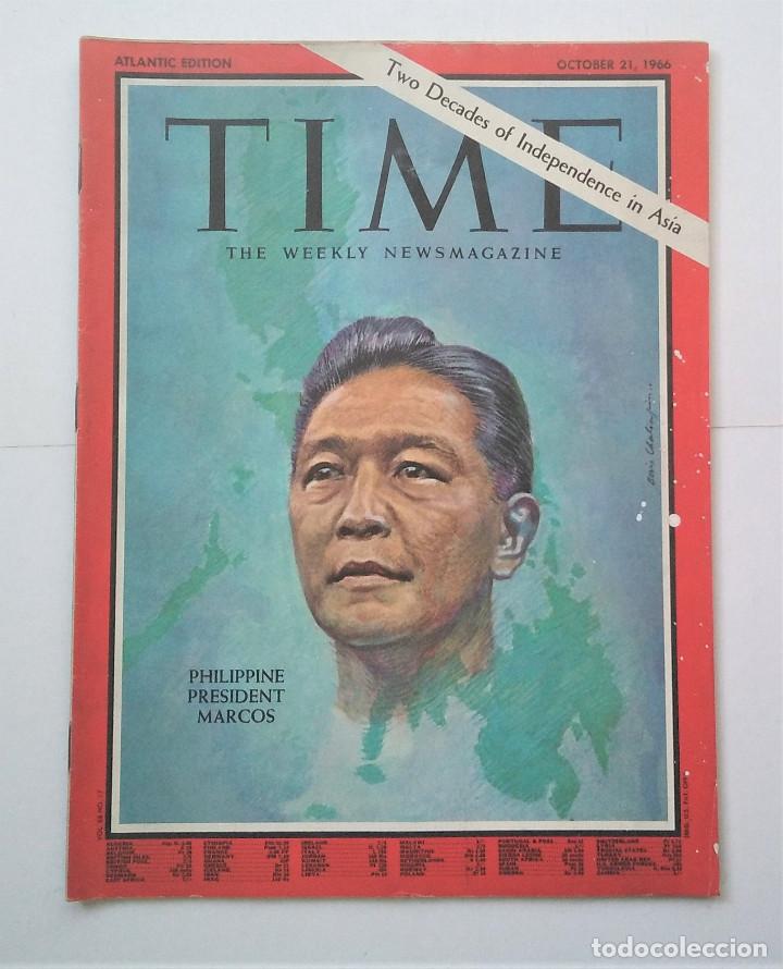Coleccionismo de revistas y peri&oacute;dicos: Philippine President Marcos. Two Decades of Independence in Asia. Time Oct 21, 1966