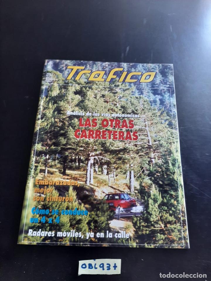 Collection Magazines and Newspapers: Tr&aacute;fico