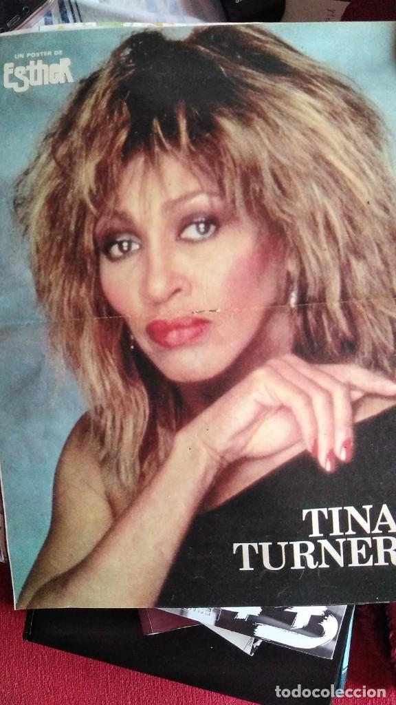 Coleccionismo de revistas y peri&oacute;dicos: POSTER REVISTA ESTHER DE LA CANTANTE TINA TURNER A&Ntilde;O 1983
